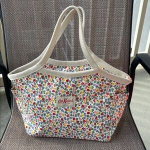 Cath Kidston Floral Print Tote Bag. Shiny Waterproof oilcloth material.